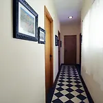 Malaga Lodge Guesthouse 3* Málaga