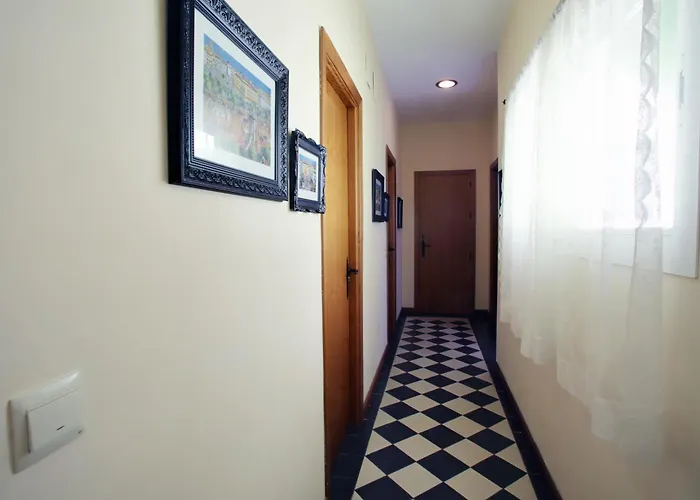 بيت ضيافة مالاغا لودج 3*