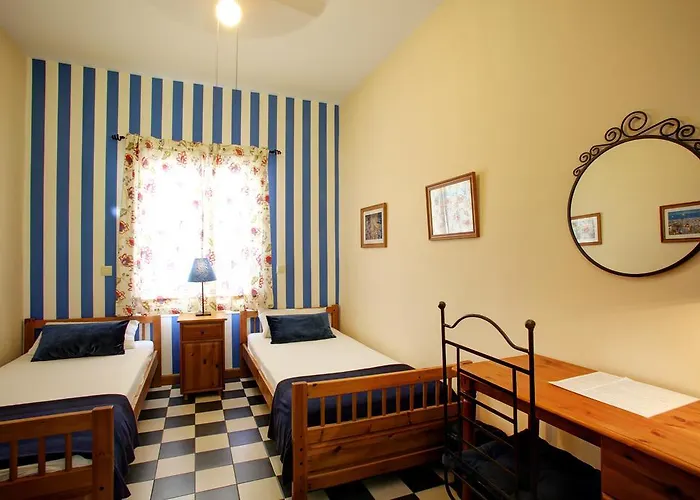 مالاغا لودج بيت ضيافة مالقة