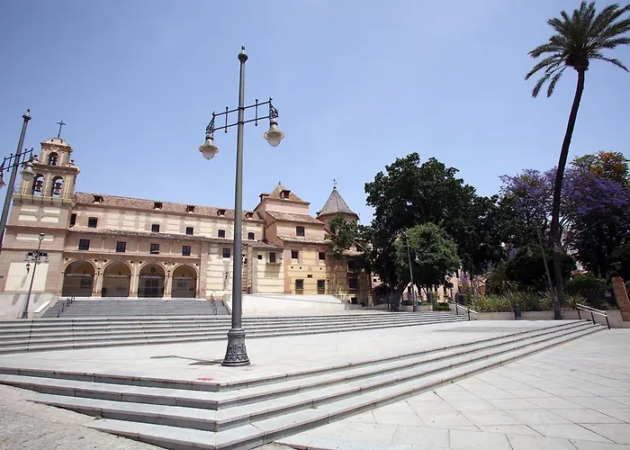 مالاغا لودج 3*