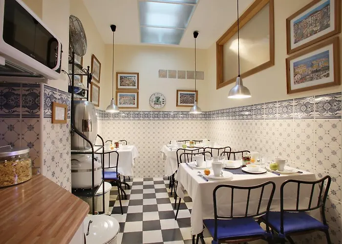 مالاغا لودج بيت ضيافة مالقة